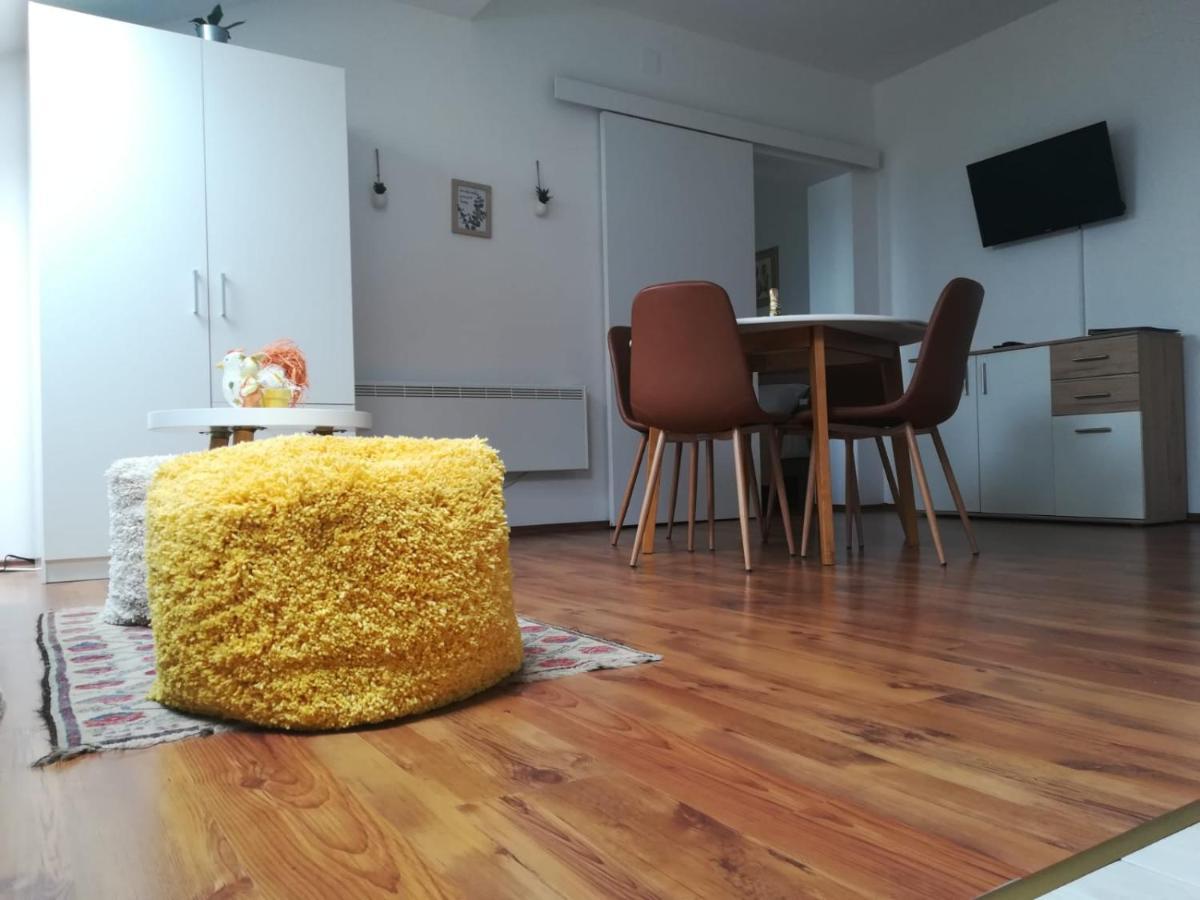 Hill Apartman - Maksimir Rebro ザグレブ エクステリア 写真
